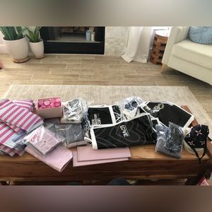 MARY KAY-Supplies Bundle